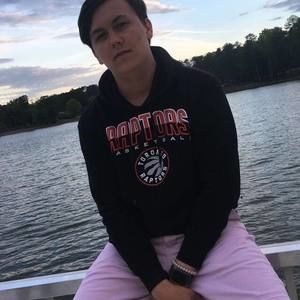 Meet your Posher, Zach